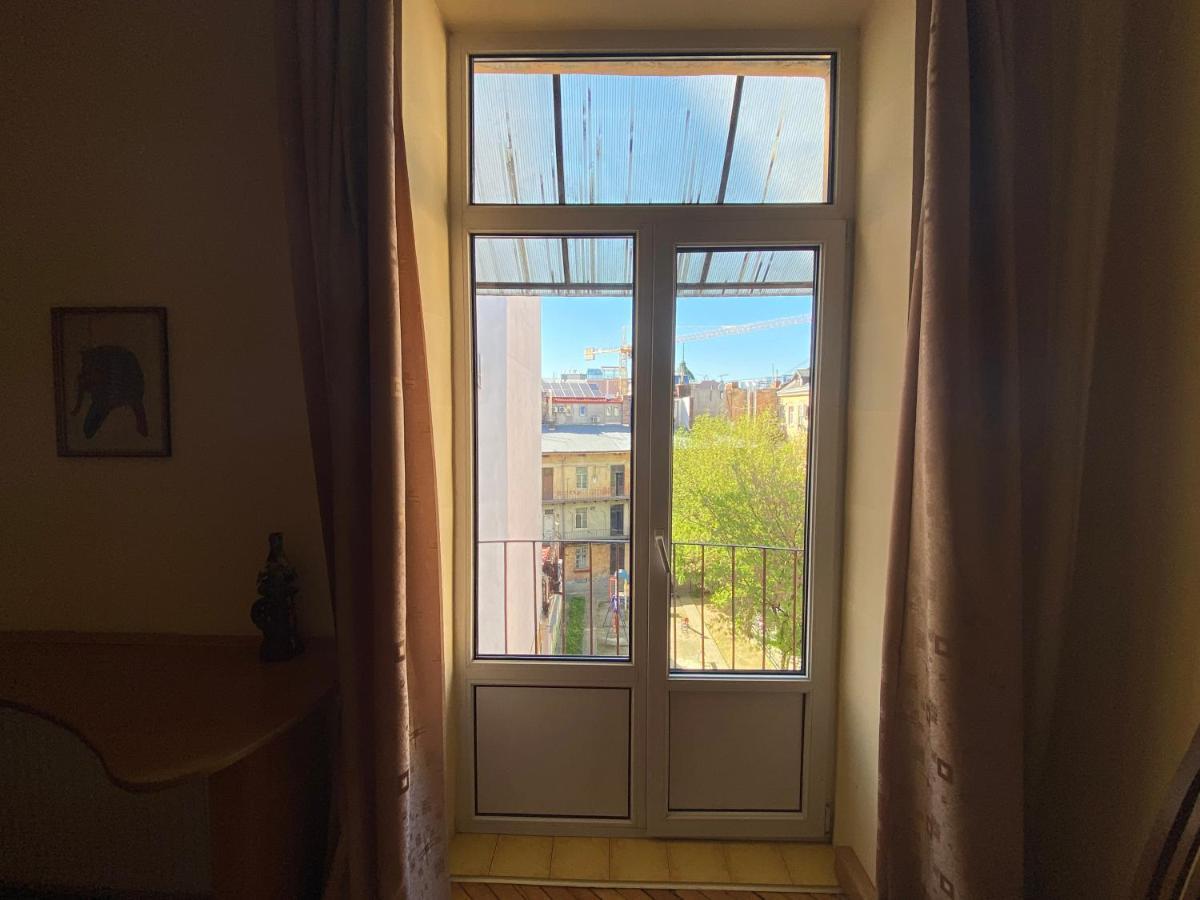 Apartment On Svobody Avenue Lviv Eksteriør bilde