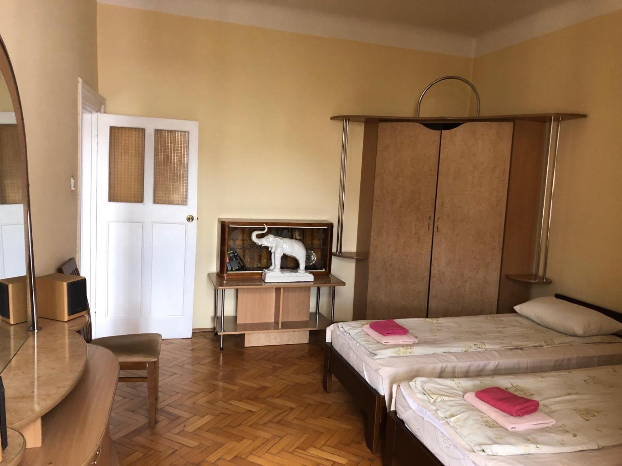 Apartment On Svobody Avenue Lviv Eksteriør bilde