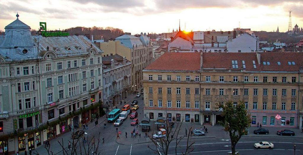 Apartment On Svobody Avenue Lviv Eksteriør bilde
