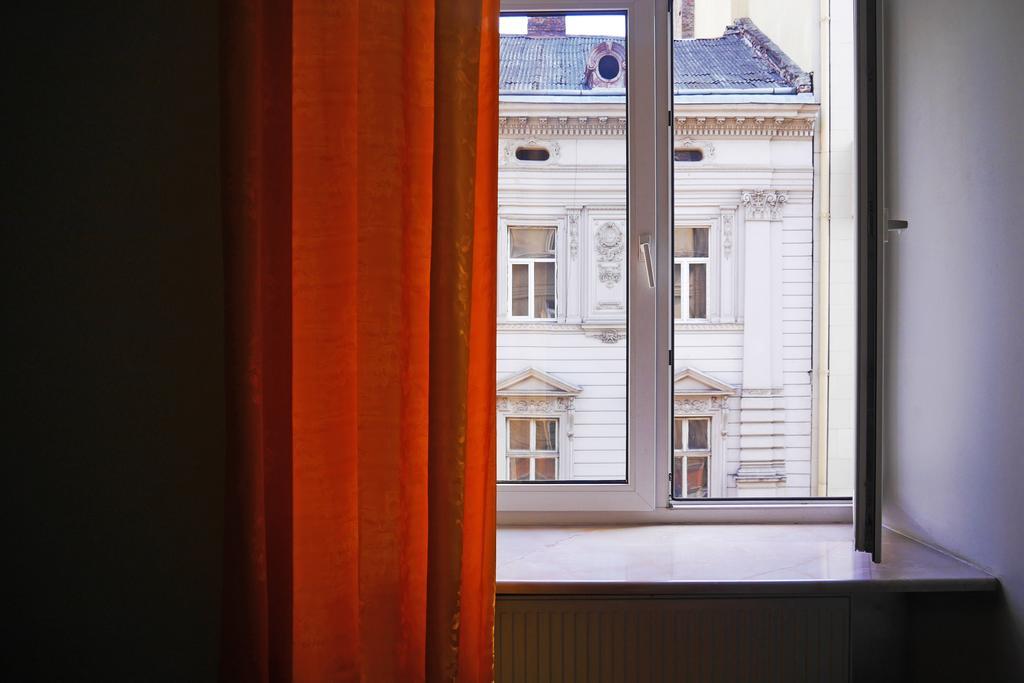 Apartment On Svobody Avenue Lviv Eksteriør bilde